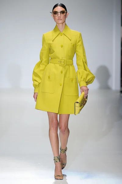 Look 29
